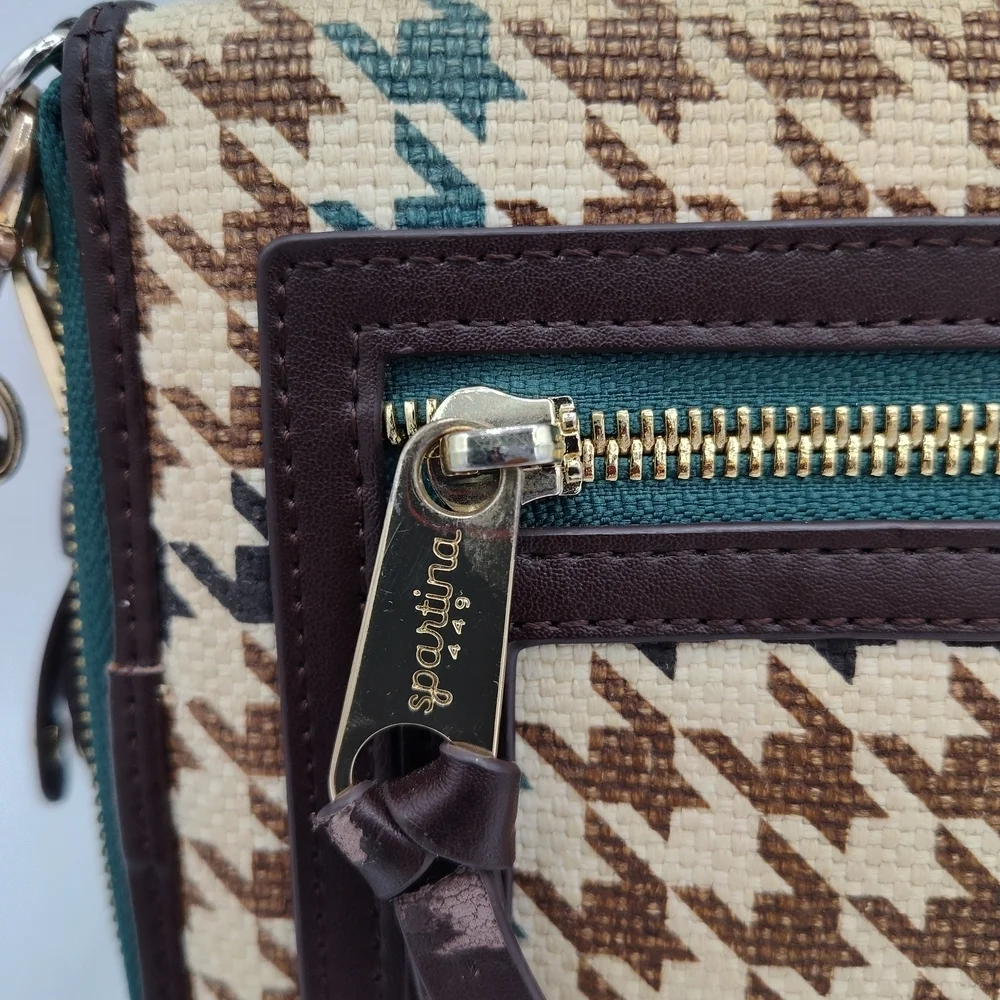 EUC Spartina Brown 449 Blue and Tan Women's Clutch/Wristlet
